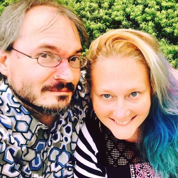 Meet your Posher, Lea - Picture 1 of 1